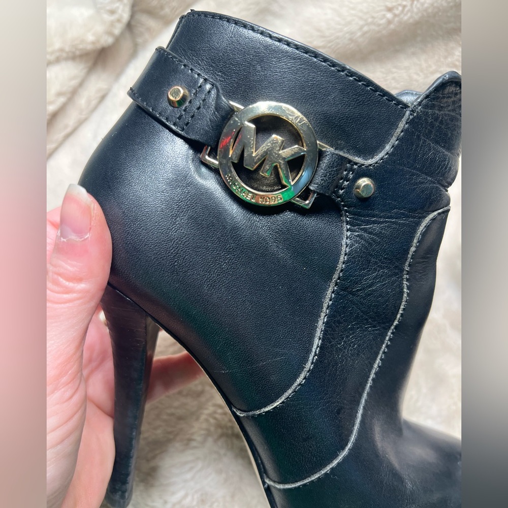 Michael Kors Wyatt leather platform ankle booties size 8 - Picture 6 of 10